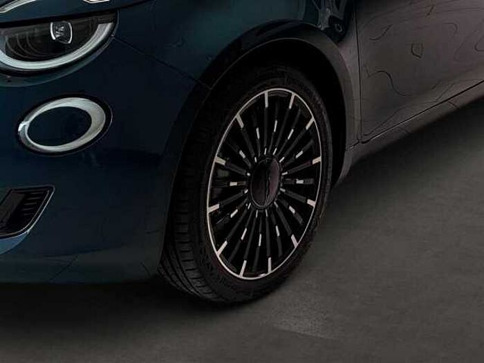 Fiat 500e Leder PDC Kamera Sitzheizung Panoramadach LED Navi