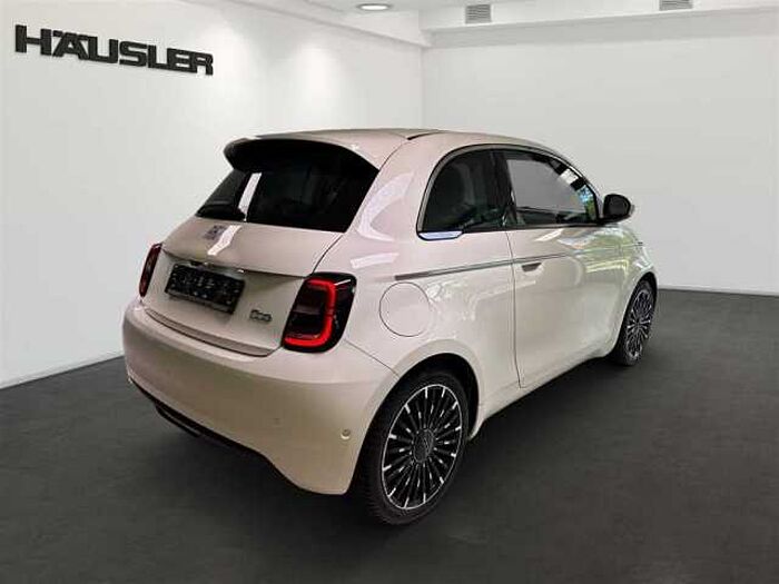 Fiat 500e Leder Kamera Klimaautomatik Panoramadach LED Navi