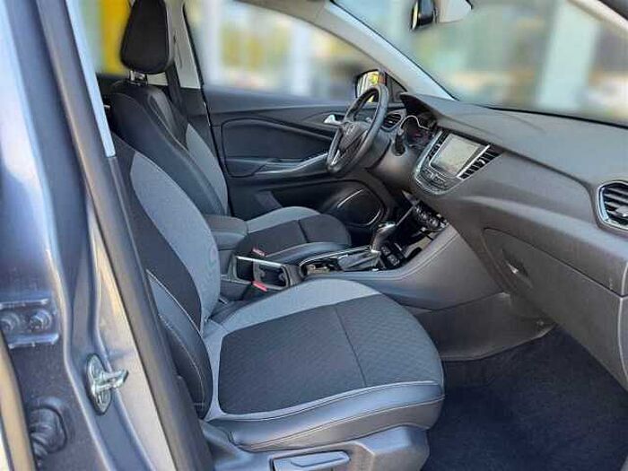 Opel Grandland X 1.6 Turbo INNOVATION Navi Kamera Parksensoren Sitzheizung