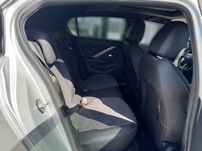 Opel Astra ULTIMATE Glasdach 360°Kamera Sitzheizung VOLL-LED Scheinwerfer