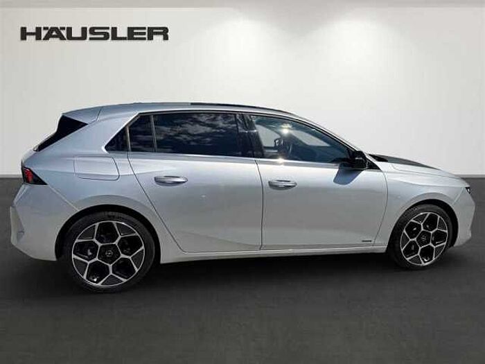 Opel Astra ULTIMATE Glasdach 360°Kamera Sitzheizung VOLL-LED Scheinwerfer