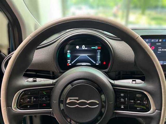 Fiat 500e la Prima Cabrio Leder ACC Rückfahrkamera LED PDC