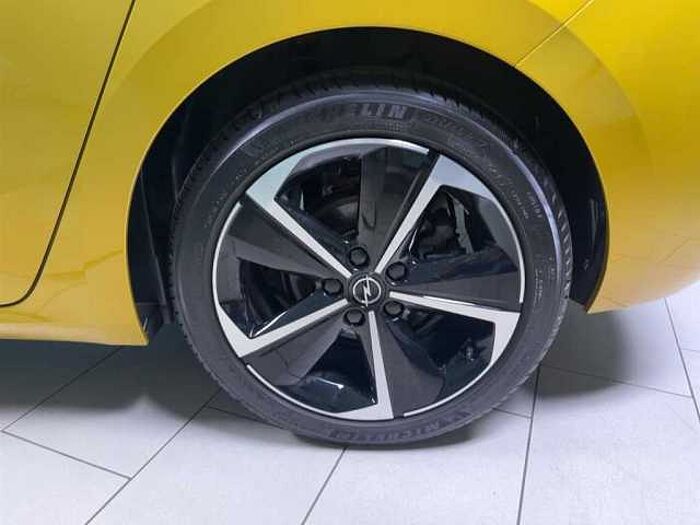Opel Astra Elegance 1.2 Automatik Kamera Sitzheizung LED Navi
