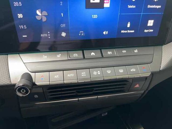 Opel Astra Elegance 1.2 Automatik Kamera Sitzheizung LED Navi