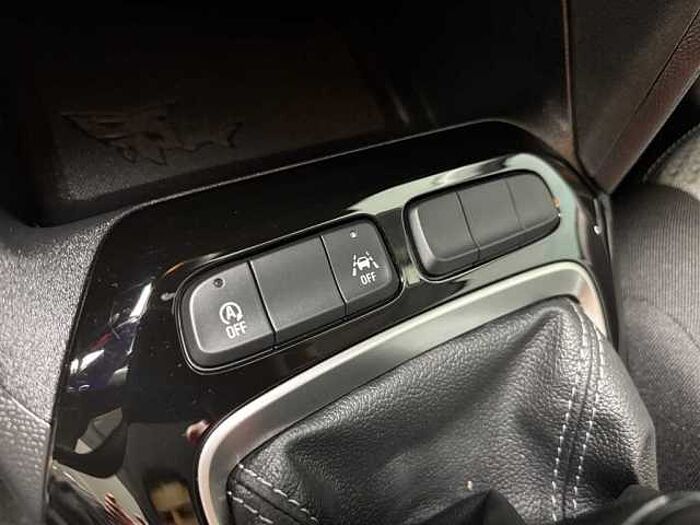 Opel Corsa 1.2 Radio Klimaanlage PDC hinten LED Bluetooth