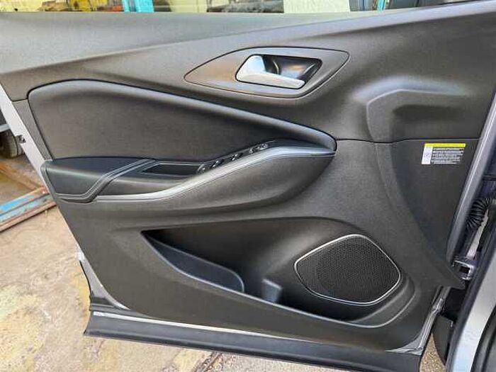 Opel Grandland X 1.2 AT INNOVATION Kamera Parksensoren Anhängerkupplung