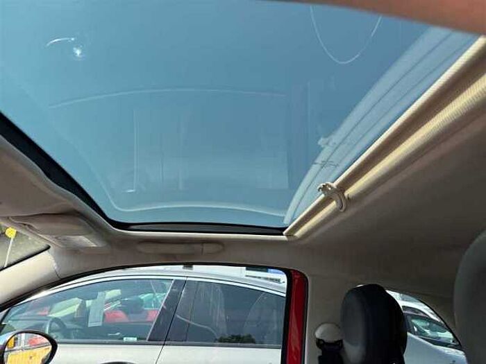 Fiat 500 Lounge 1.2 69PS Glasdach, PDC, Carplay uvm.