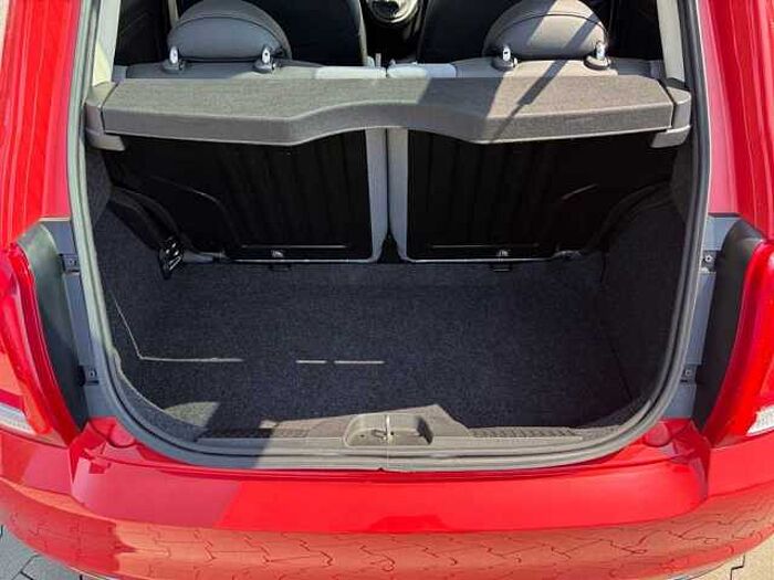 Fiat 500 Lounge 1.2 69PS Glasdach, PDC, Carplay uvm.