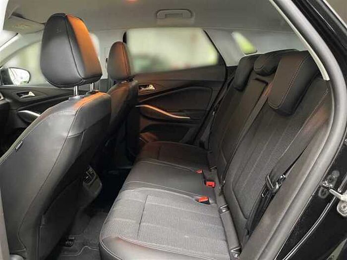 Opel Grandland X GS 1.2 Navi Kamera PDC SHZ uvm.