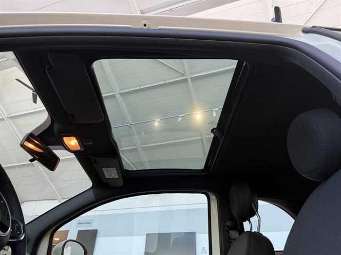 Fiat 500 GSE Hybrid PDC Klimaanlage Tempomat Berganfahrhilfe Lederlenkrad Radio