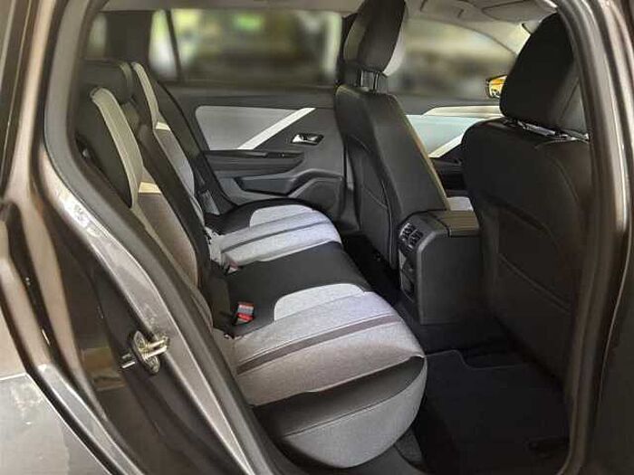 Opel Astra ST 1.5 Business Elegance LED Kamera CarPlay Navi