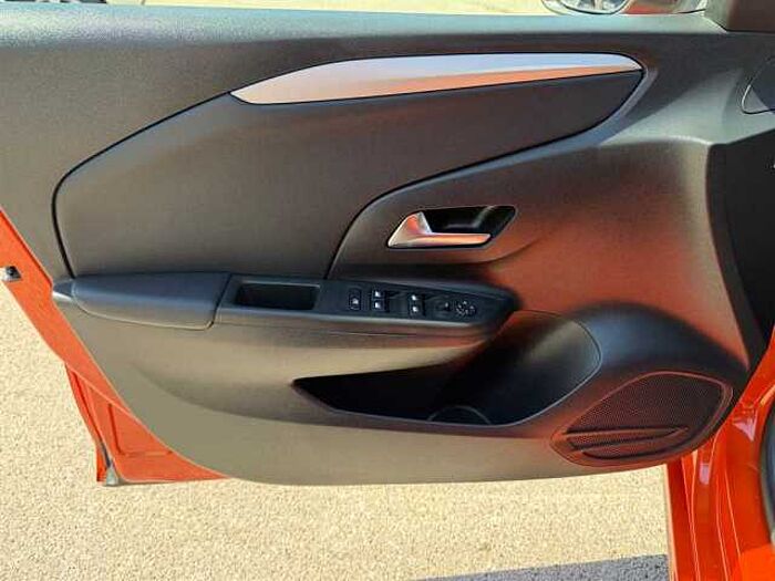 Opel Corsa EDITION Parkpilot CarPlay Klimaautomatik Sitzheizung