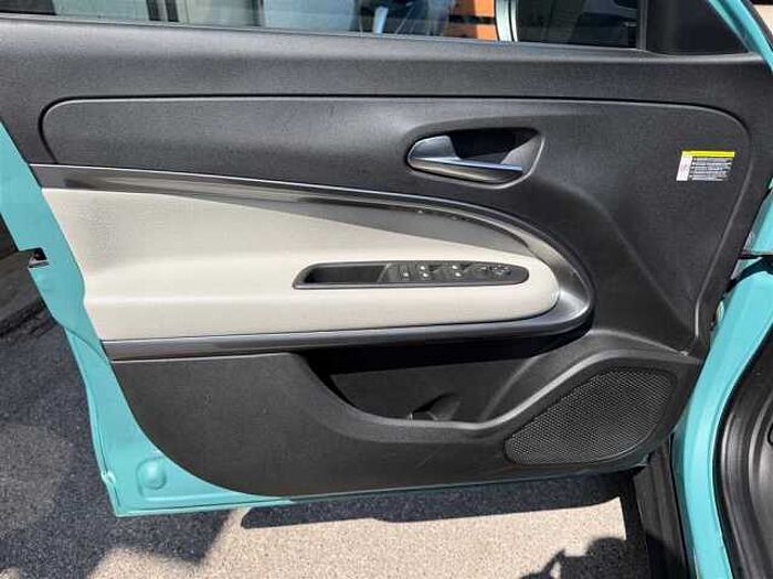 Fiat 600 Hybrid LaPrima Automatik LED Navi Sitzheizung Kamera CarPlay