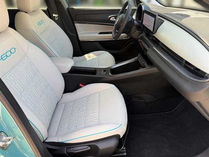 Fiat 600 Hybrid LaPrima Automatik LED Navi Sitzheizung Kamera CarPlay