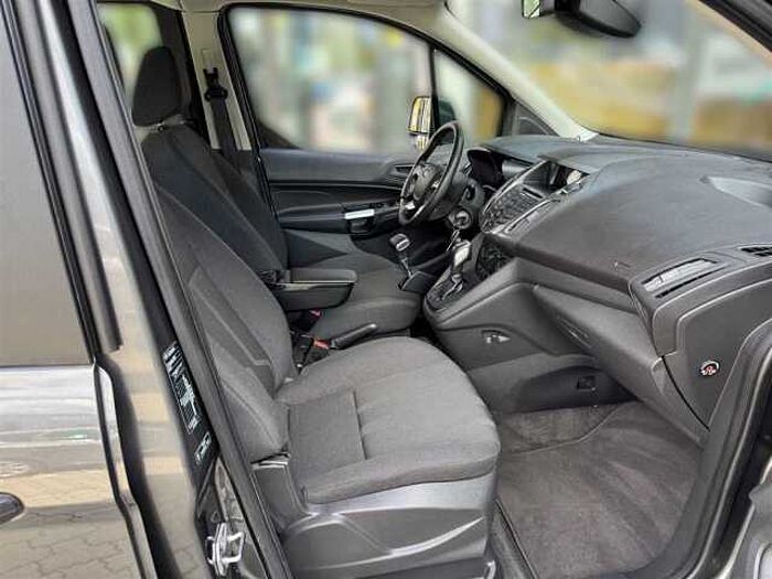 Ford Focus 7-Sitze Behindertenumbau Standheizung Parksensoren Klima