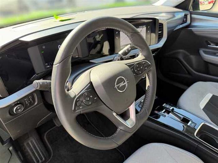 Opel Mokka Elegance 1.2 Navi Kamera PDC Sitz-u.Lenkradheizung Bluetooth Isofix uvm.