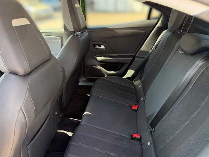 Opel Mokka Elegance 1.2 Navi Kamera PDC Sitz-u.Lenkradheizung Bluetooth Isofix uvm.