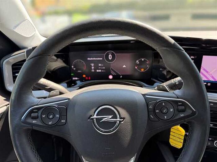 Opel Mokka Elegance 1.2 Navi CarPlay Sitz-u-Lenkradheizung Kamera PDC Buetooth Isofi