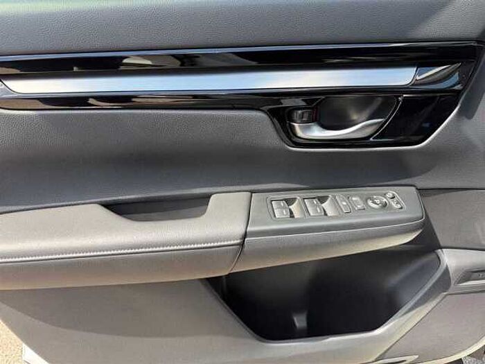 Honda CR-V Elegance 2.0 Hybrid Navi Panoramadach Kamera PDC Keyless Isofix Sitz-u. Len