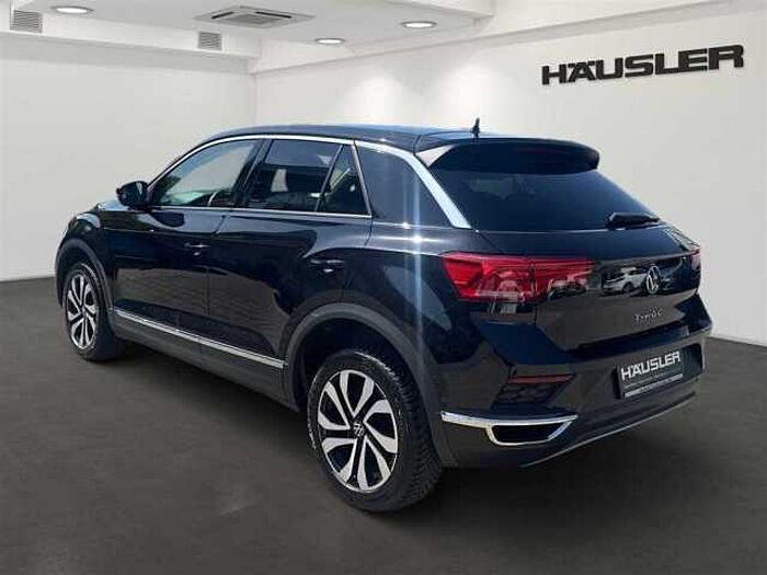 Volkswagen T-Roc Active 150Ps Standheizung PDC CarPlay Klimaauto SHZ uvm.