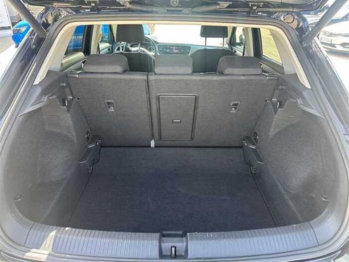 Volkswagen T-Roc Active 150Ps Standheizung PDC CarPlay Klimaauto SHZ uvm.