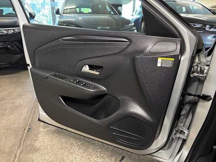 Opel Corsa Elegance PDC Sitzheitzung Lenkradheizung LED