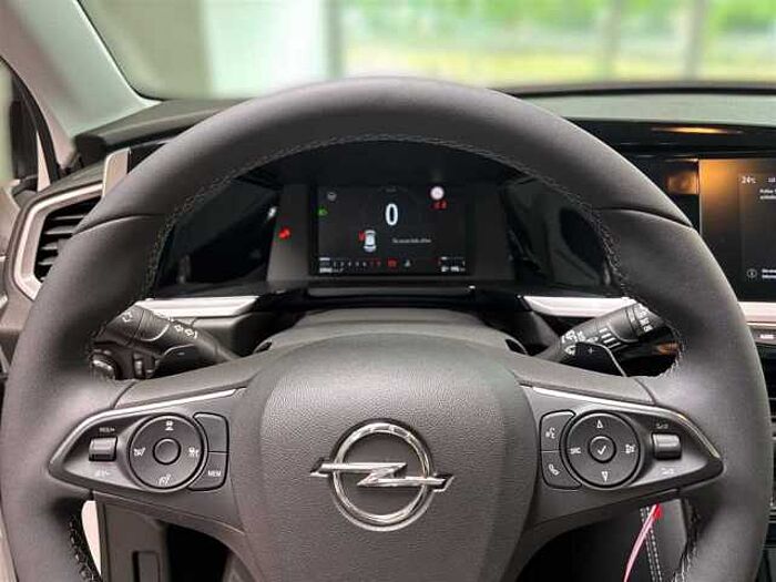 Opel Grandland X Enjoy 1.2 Automatik PDC LED Klimaautomatik