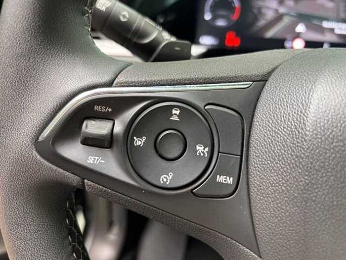 Opel Grandland X Enjoy 1.2 Autoamtik PDC Klimaautomatik LED Navi