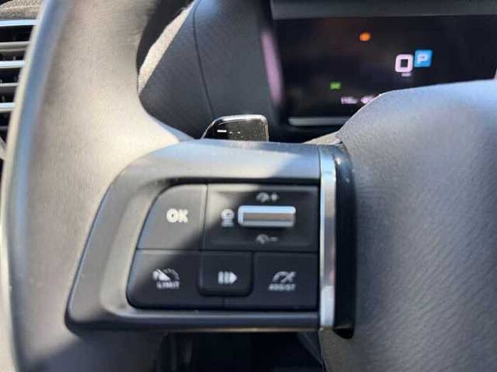 Citroen C4 1.2 Automatik Navi Kamera PDC Keyless Sitz-u. Lenkradheizung Isofix Bluetooth