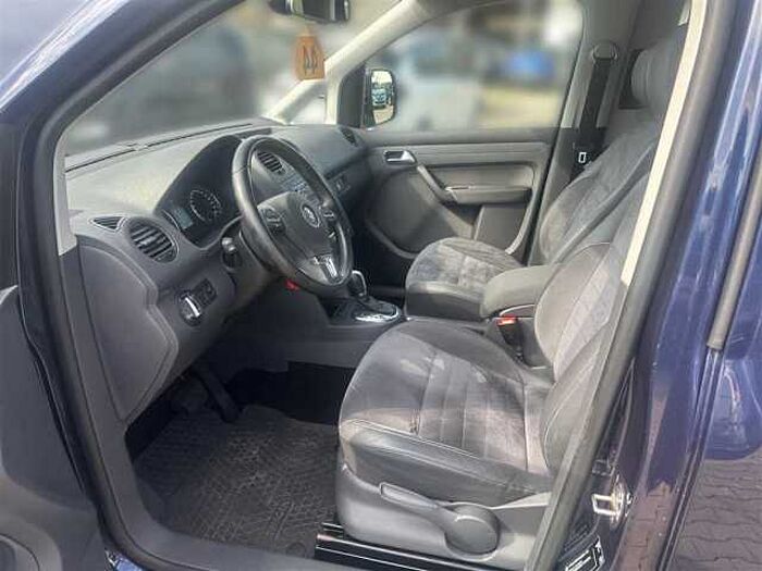 Volkswagen Caddy Highline 1,6 TDI Bi-Xenon SHZ PDC Navi Klima uvm.
