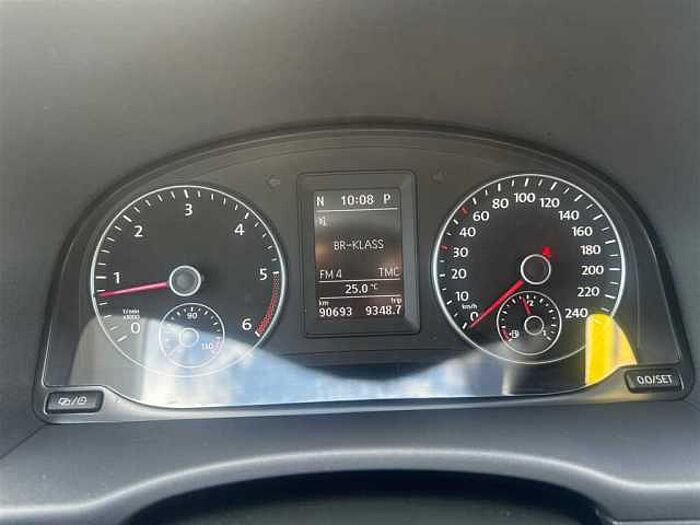 Volkswagen Caddy Highline 1,6 TDI Bi-Xenon SHZ PDC Navi Klima uvm.