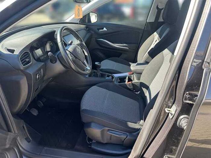 Opel Grandland X Edition 130PS SHZ PDC Kamera LED Klima Carplay uvm.