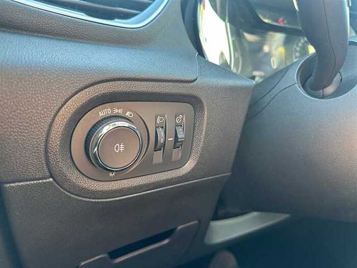 Opel Grandland X Edition 130PS SHZ PDC Kamera LED Klima Carplay uvm.