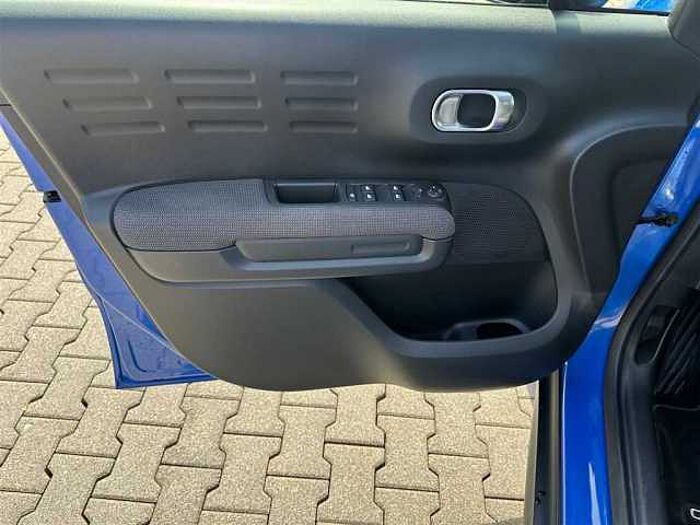 Citroen C3 Aircross 110PS Shine SHZ Klima Kamera PDC Carplay uvm.