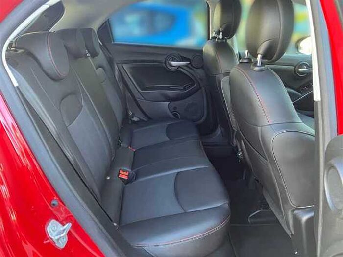 Fiat 500X 1.5T Sport Hybrid Sitzheizung Kamera PDC LED CarPlay