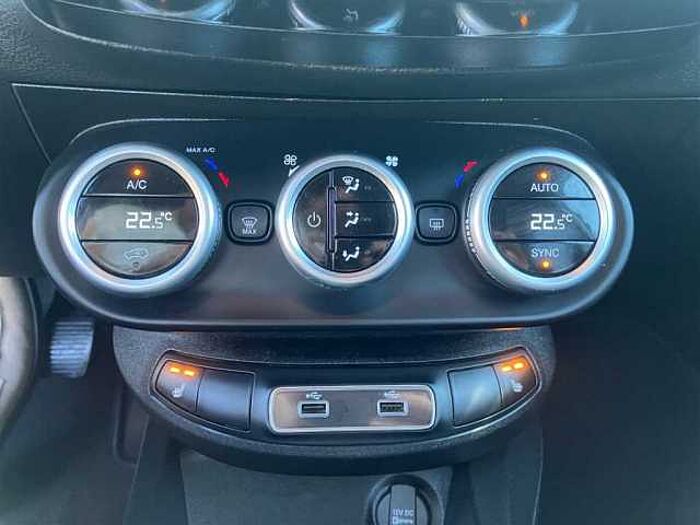 Fiat 500X 1.5T Sport Hybrid Sitzheizung Kamera PDC LED CarPlay