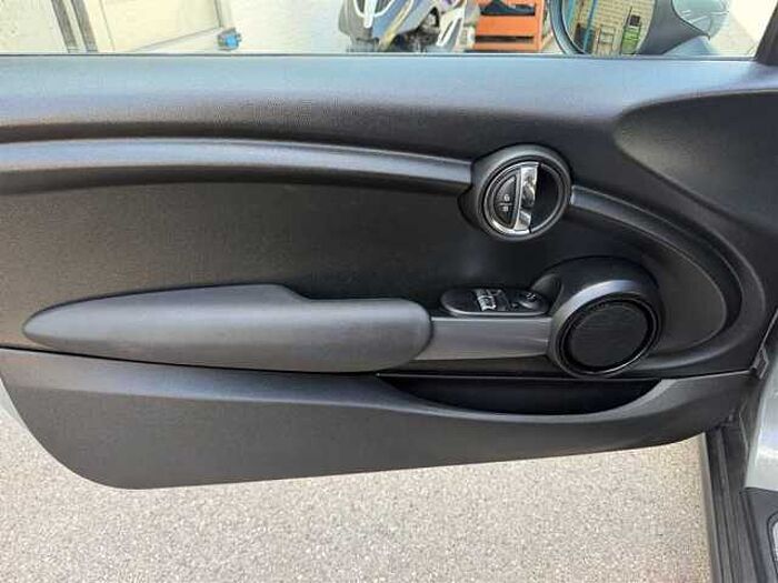 MINI ONE 1.5 Pepper Navi PDC Sitzheizung Bluetooth Tempomat