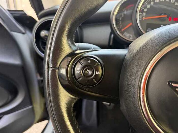 MINI ONE 1.5 Pepper Navi PDC Sitzheizung Bluetooth Tempomat
