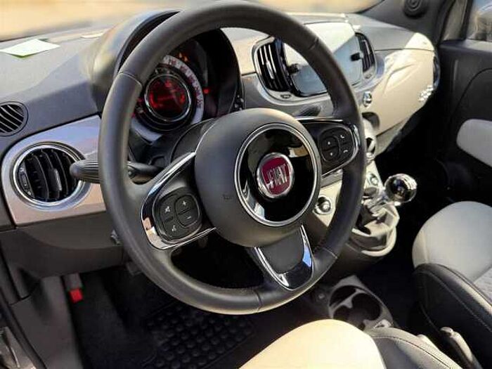 Fiat 500C 1.0 Hybrid Ganzjahresreifen PDC hinten Klima CarPlay Alufelgen Tempomat uvm