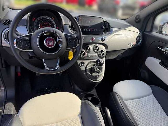 Fiat 500C 1.0 Hybrid Ganzjahresreifen PDC hinten Klima CarPlay Alufelgen Tempomat uvm