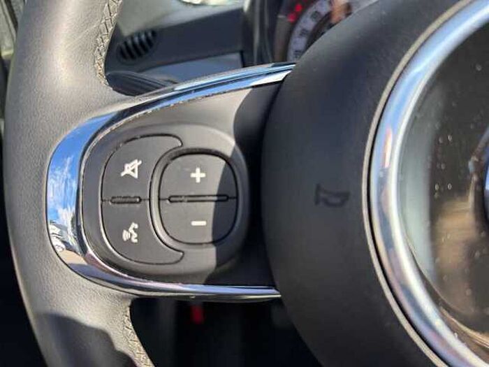 Fiat 500C 1.0 Hybrid Ganzjahresreifen PDC hinten Klima CarPlay Alufelgen Tempomat uvm