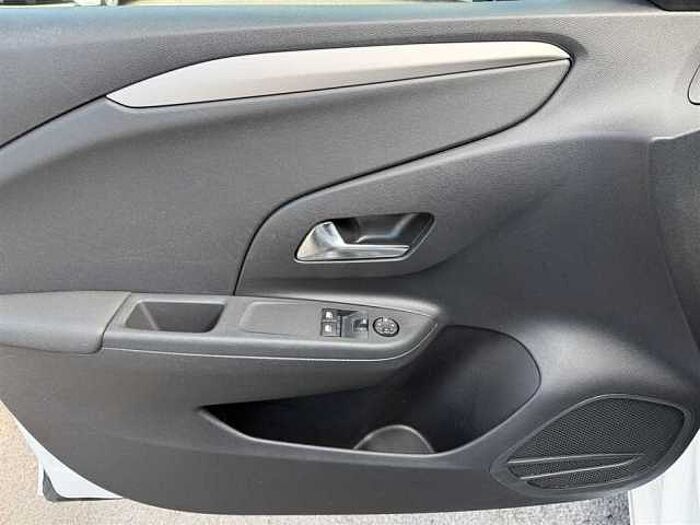 Opel Corsa Edition 1.2 Navi CarPlay PDC hinten Bluetooth Klima Tempomat Isofix uvm.