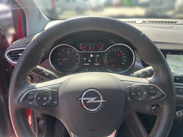 Opel Crossland X Ultimate 1.2 PDC, LED, DAB, Kamera Carplay uvm.