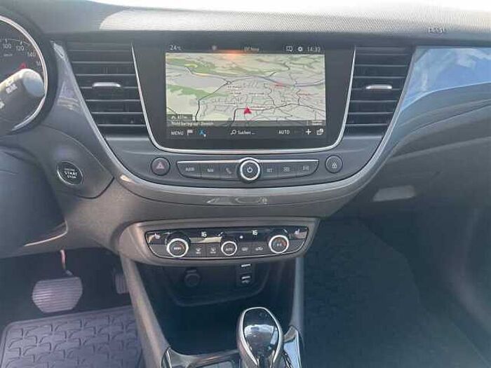 Opel Crossland X Ultimate 1.2 PDC, LED, DAB, Kamera Carplay uvm.