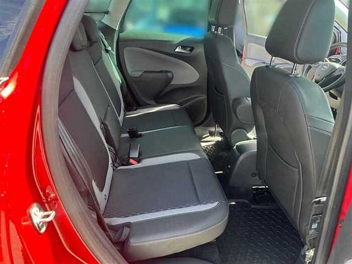 Opel Crossland X Ultimate 1.2 PDC, LED, DAB, Kamera Carplay uvm.
