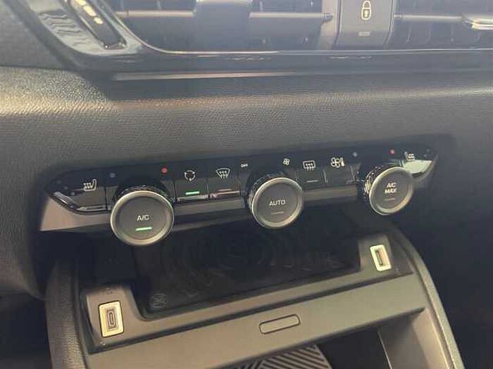 Citroen C4 Max 1.2 Automatik Kamera Lenkaradheizung LED Navi