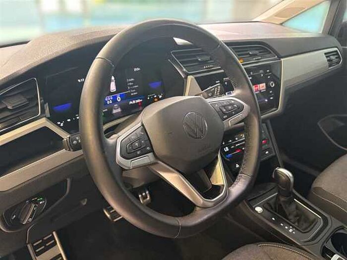 Volkswagen Touran 1.5 TSI Move OPF Automatik LED Kamera Sitzheizung