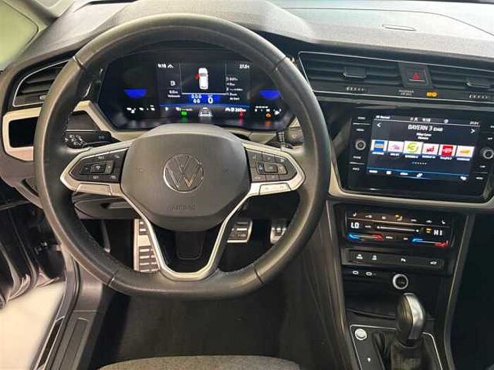 Volkswagen Touran 1.5 TSI Move OPF Automatik LED Kamera Sitzheizung
