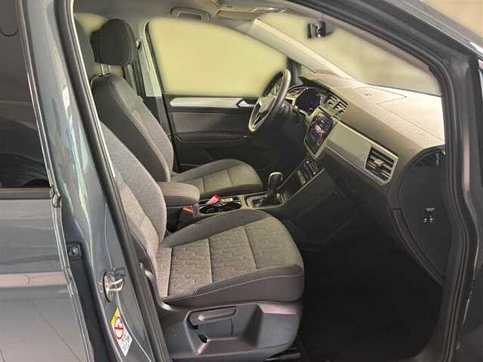 Volkswagen Touran 1.5 TSI Move OPF Automatik LED Kamera Sitzheizung