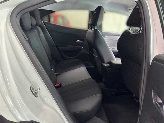 Opel Mokka Elegance 1.2 PDC Kamera Sitzheizung LED Navi